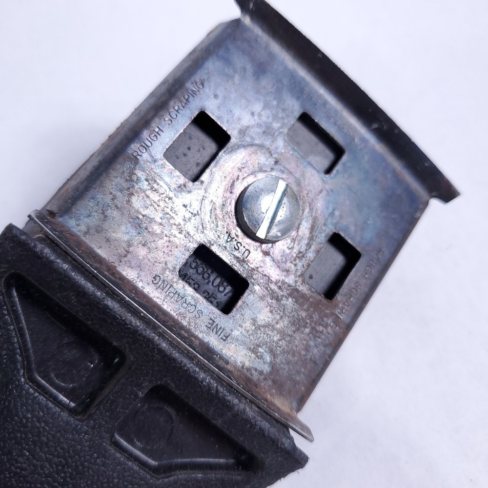 Craftsman Soft Grip 2-1/2" Paint Scraper 94821