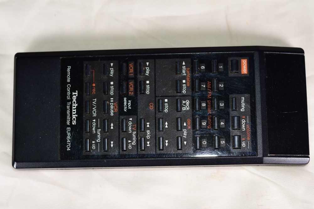 Technics SA-R310 Receiver with EUR64704 Remote. Tested, see notes.