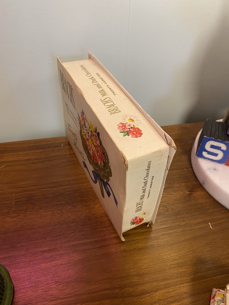 Vintage Brach’s Candy Box Easter Spring Flowers Empty