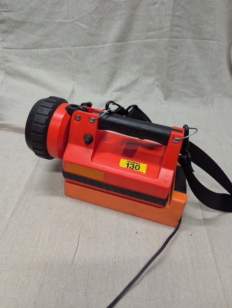Streamlight LiteBox EMS Firefighter Flashlight With Charger