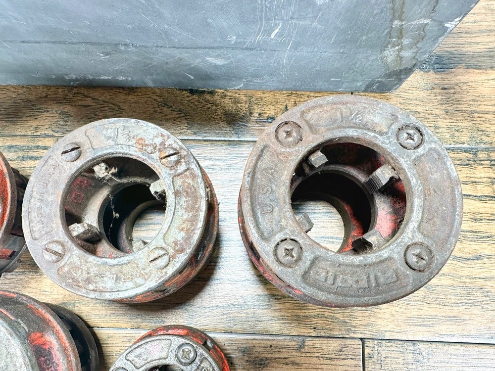 Ridgid 12-R Pipe Threader Die Head Set 12R Threading Dies G653