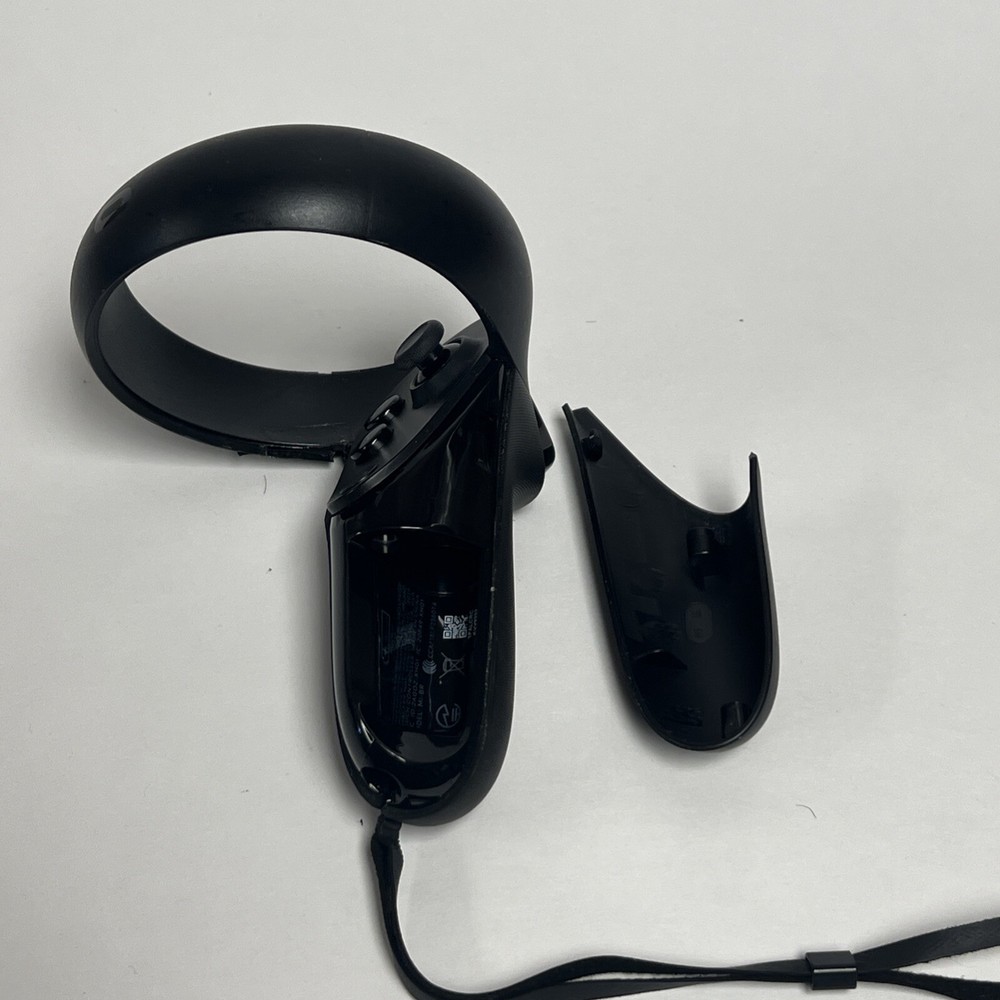 Genuine Oculus Quest 1 Controller (Right Only) MI-BL - Black Controller