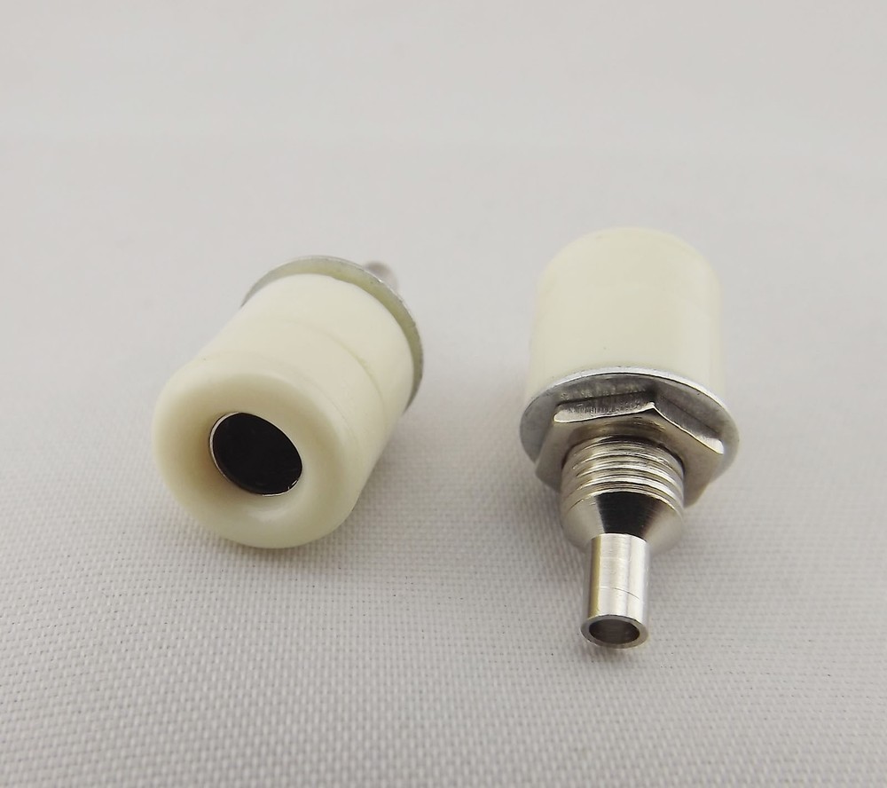 10x Amplifier Terminal Binding Post 4mm Banana Jack Panel Mount Connector White