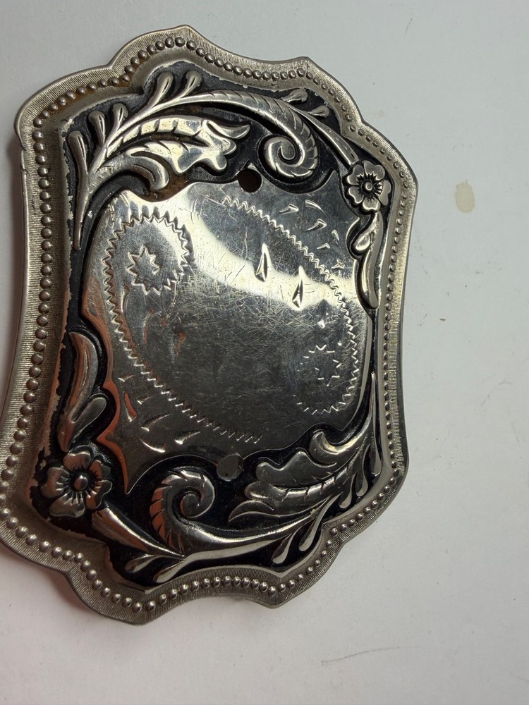 VINTAGE Belt Buckle Leaf design