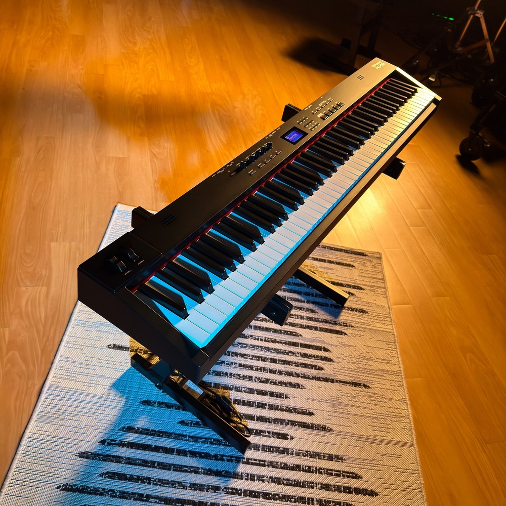 Roland RD-08 Stage Piano