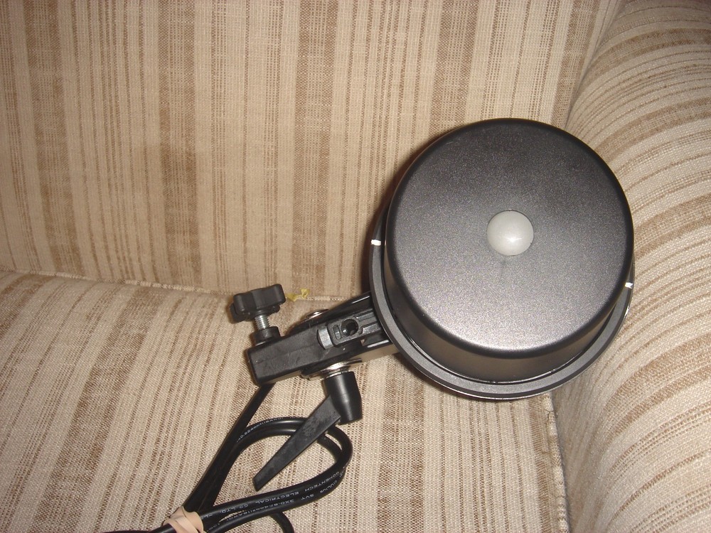 Interfit EX150 MKiii monolight with power cord