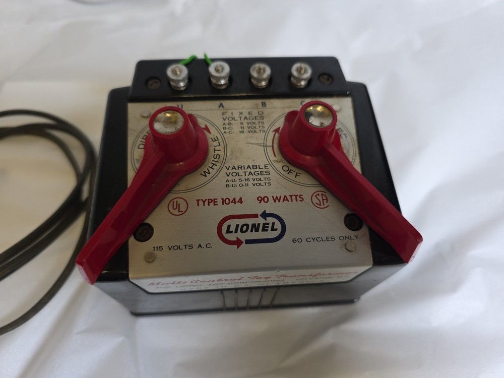 Lionel Type 1044 90Watt Transformer in Working Condition (Tested)