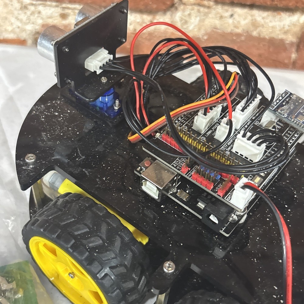 ELEGOO Robot Smart Car Kit V2.0 NEW STEM Computer Code Programming Kids - Parts