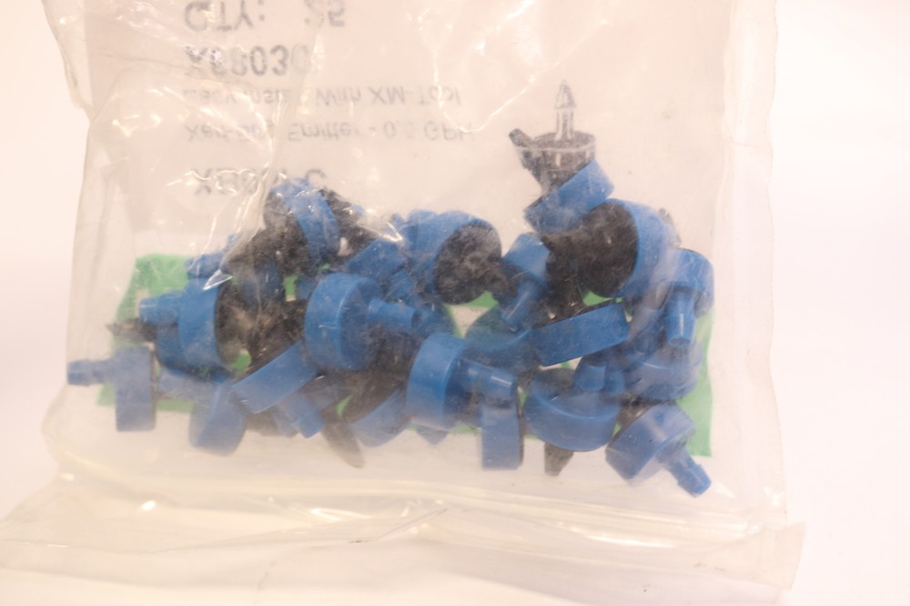 (25-Pk) Rain Bird Xeri-Bug Emitter Blue XB05PC