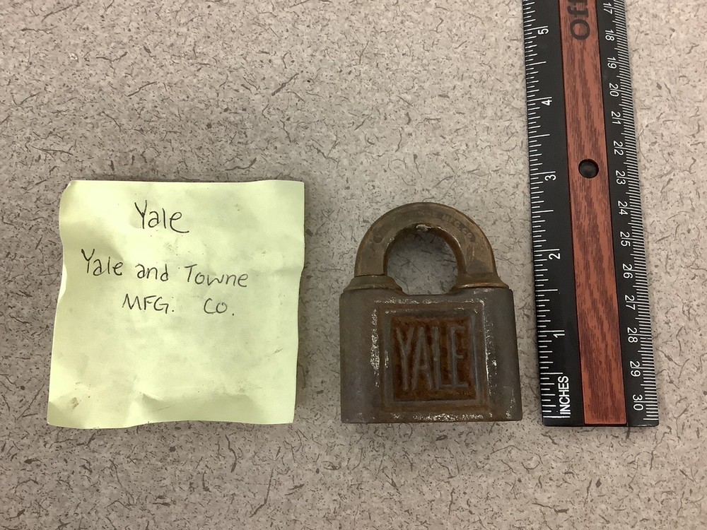 Antique Yale Padlcok No Key