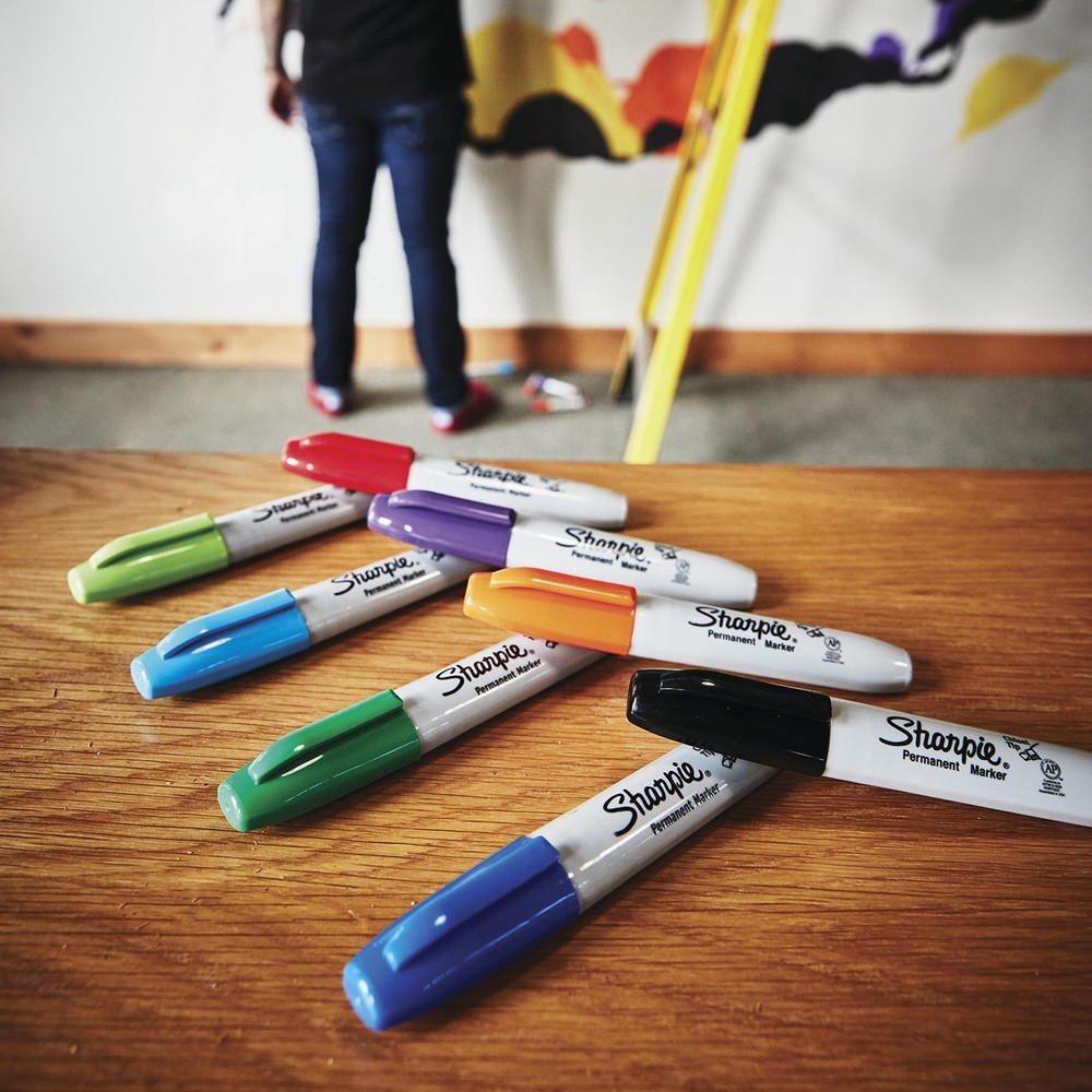 Sharpie Permanent Markers Chisel Tip Black 4 Count