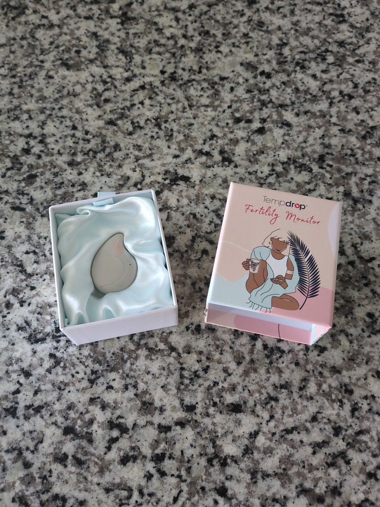 Tempdrop 2.0 Digital Thermometer Fertility and Ovulation Tracker