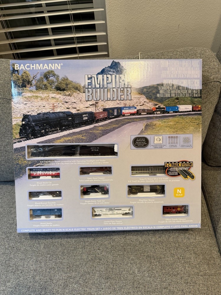 Bachmann Scale Empire Builder Steam Starter Freight Train Set