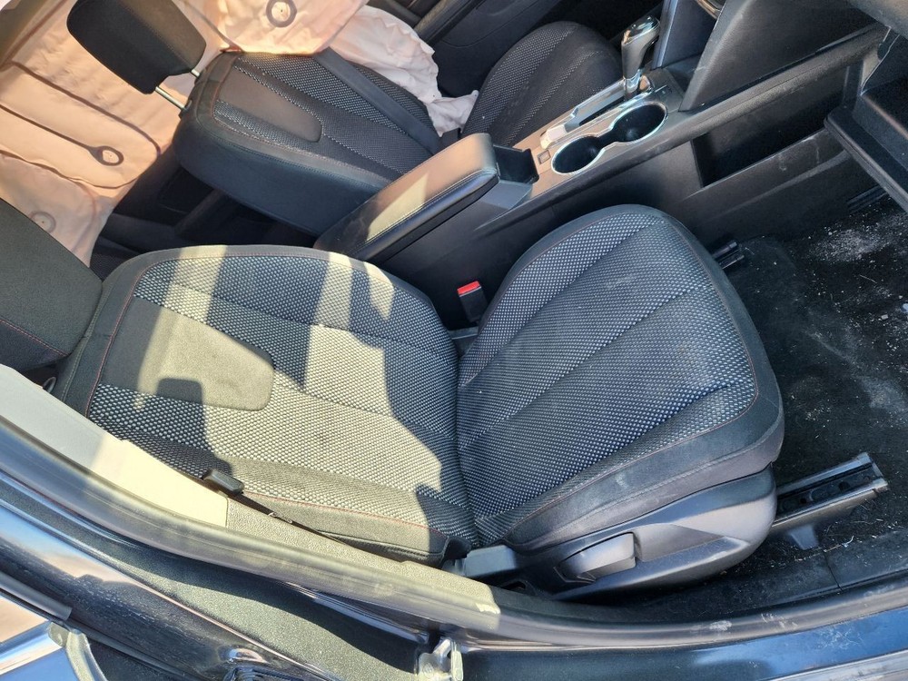 2010-2017 GMC Terrain Dash Mounted Lower 7" Display Screen