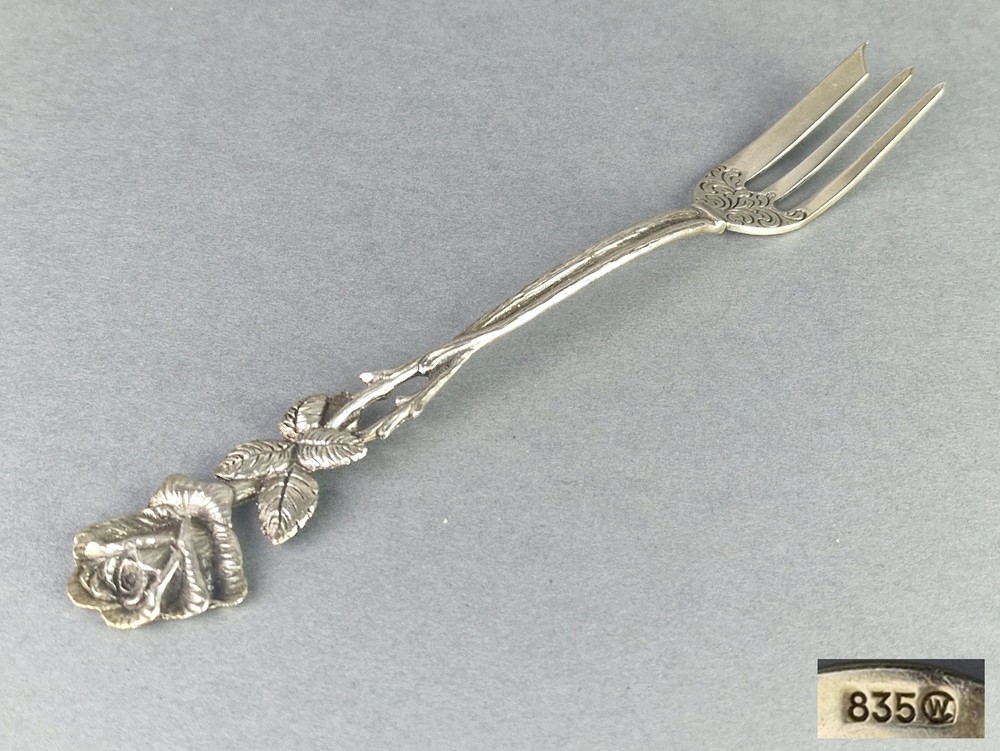 Cake Fork, Hildesheimer Rose, C. Widmann, 835 Silver R1515