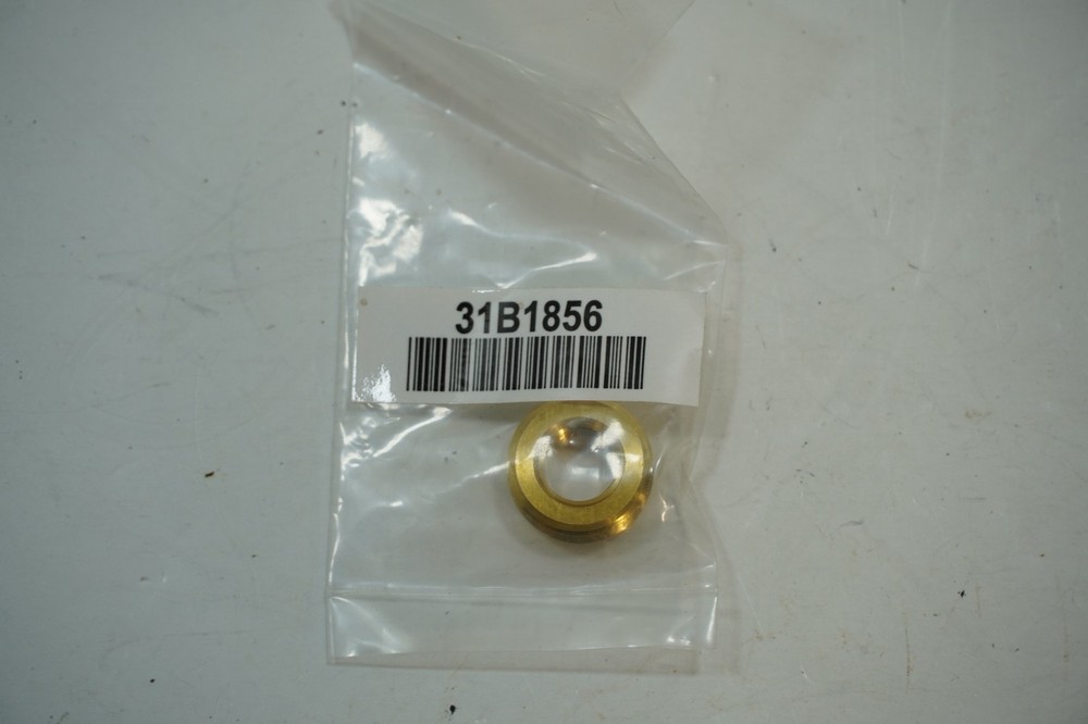 Shure 31B1856 Brass adapter
