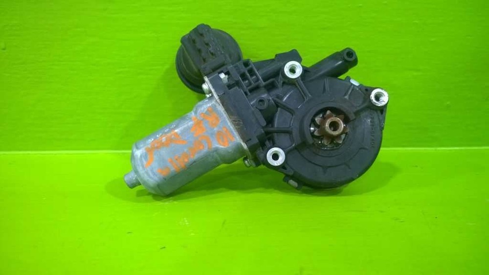 09-18 COROLLA PASSENGER  RIGHT FRONT POWER WINDOW MOTOR 2612-9