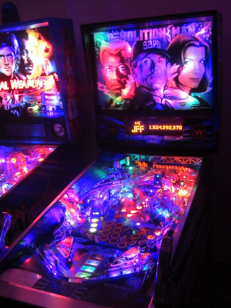 DEMOLITION MAN - NON GHOSTING Lighting Kit custom SUPER BRIGHT PINBALL LED KIT