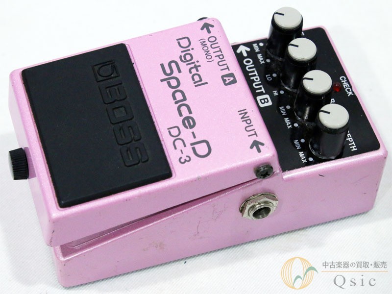 BOSS DC-3 Digital Space-D Vintage Modulation Guitar Effects Pedal Used