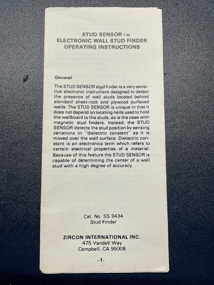 Vintage Zircon Stud Sensor Finder - Pre-Barcode Original Packaging - Tested