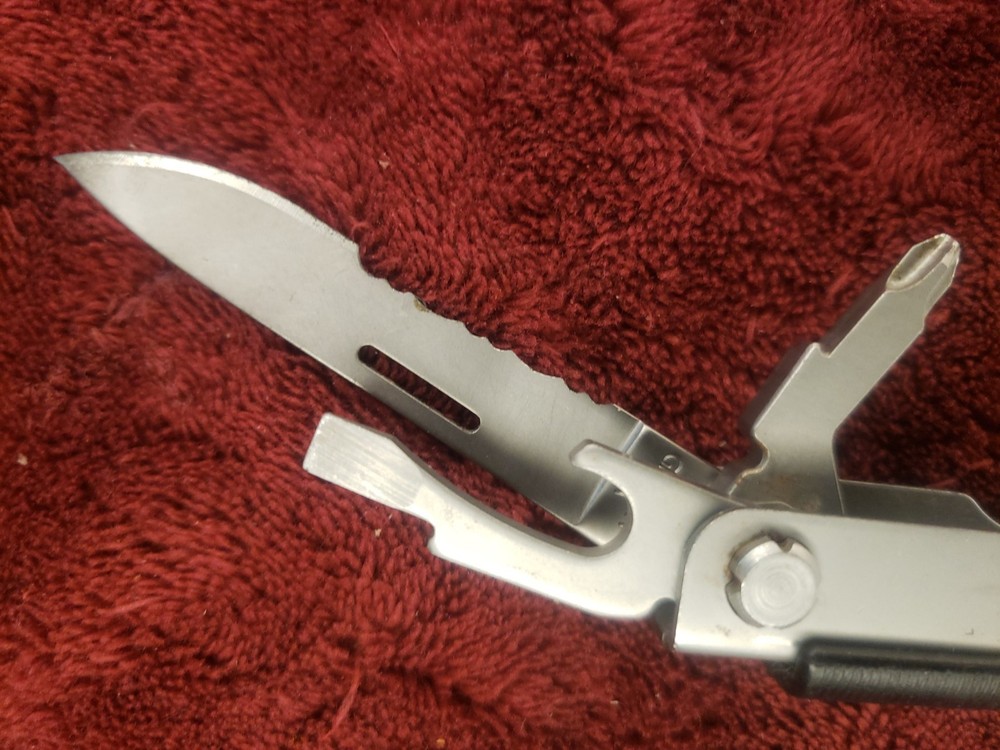 🔪 Gerber Multi Tool Needlenose MP400 with scissors 4sw