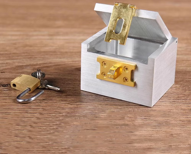 JOE PORPER'S STRONG BOX - Ultimate Locked Box Magic Trick