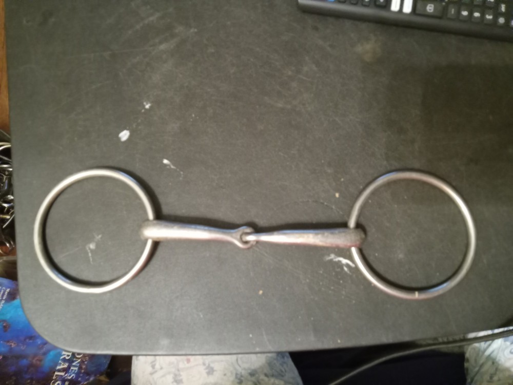 Loose Ring Snaffle Bit  5 1/4 in