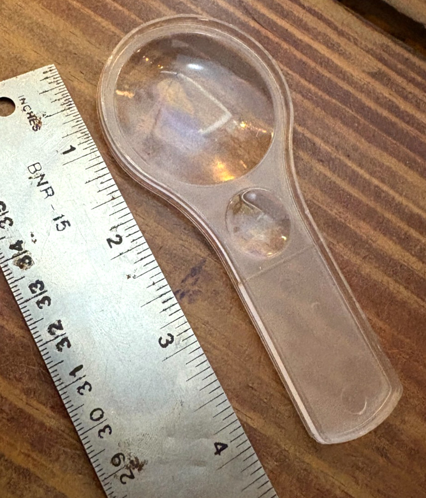 Handheld magnifying glasses - (10) assorted magnifying glasses, various sizes