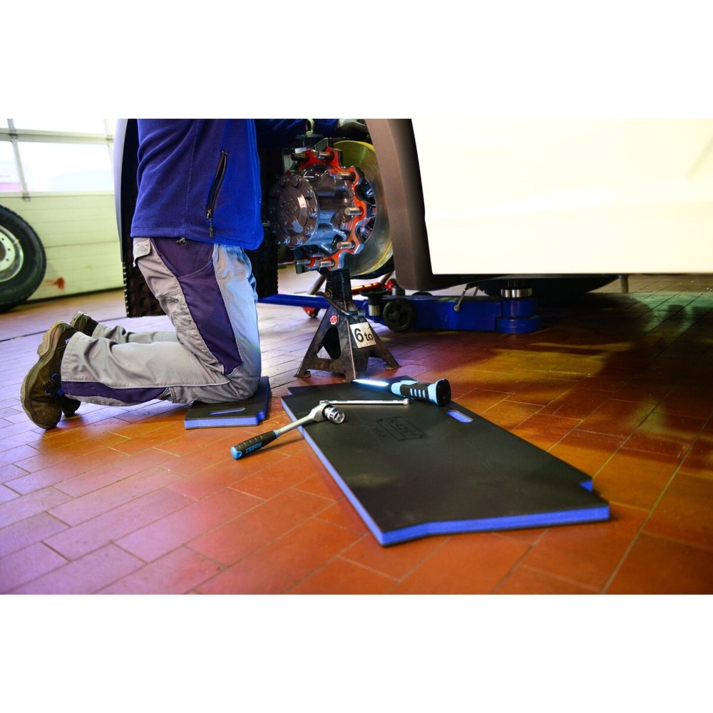 1951 Hazet Kneeling Mat