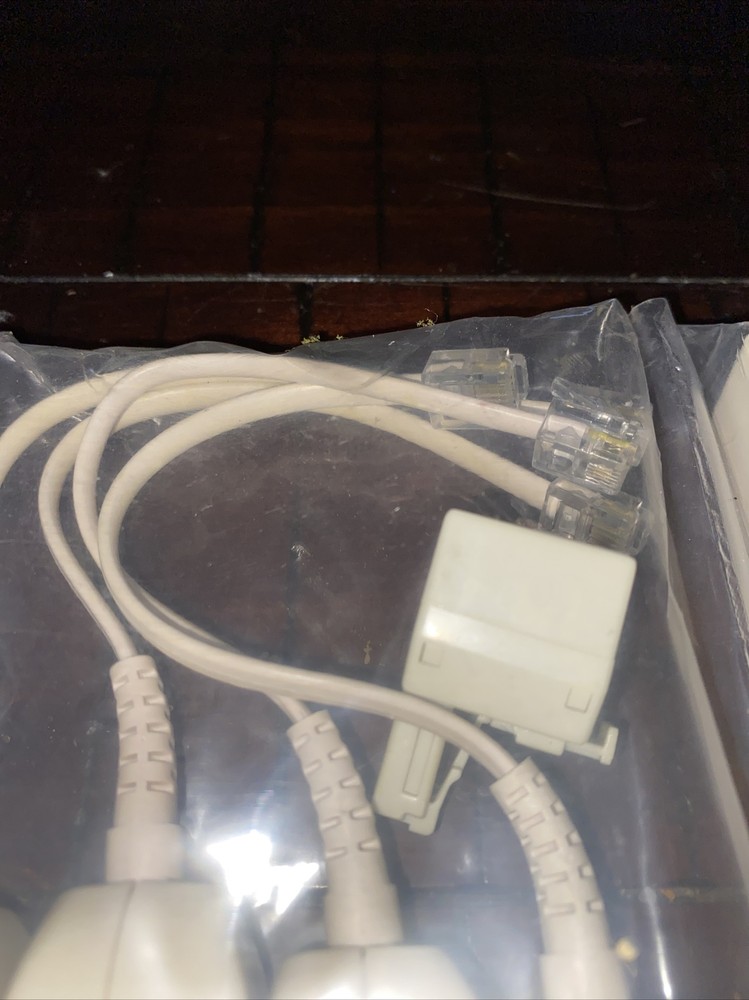 2Wire DSL Filter Kit, 1 Single-line wall mount outlet & 4 in-line DSL filters