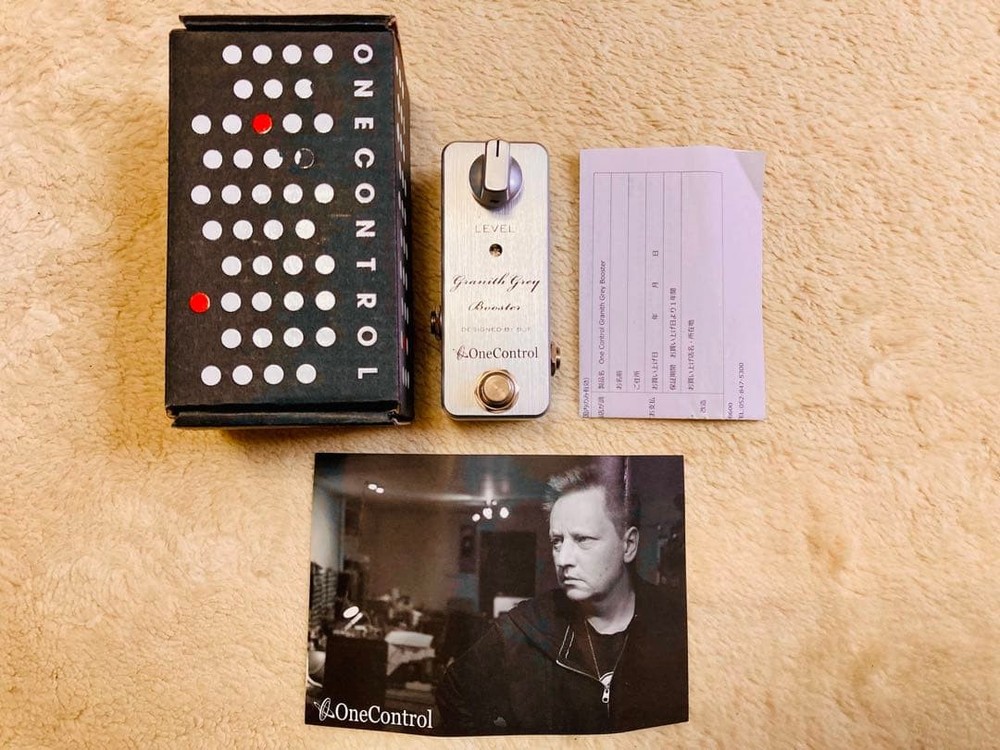 One Control Granith Grey Booster with Box Excellent Condition