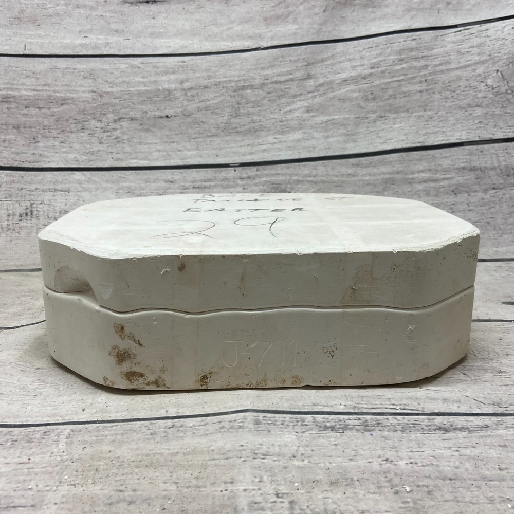 Vintage 1990 Clay Magic Ceramic Casting Mold Pebble Base #711