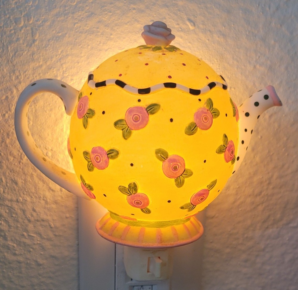 Vintage Mary Engelbreit Teapot Nightlight Night Light