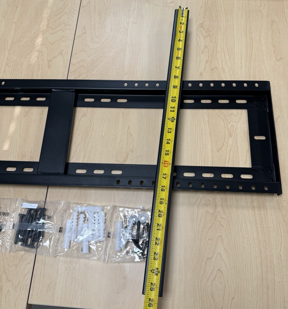 Wall bracket for interactive flat panels
