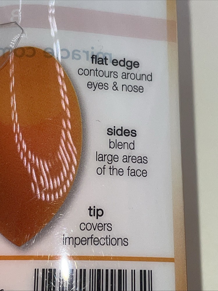 Real Techniques Miracle Complexion Sponge Blender Damp Or Dry
