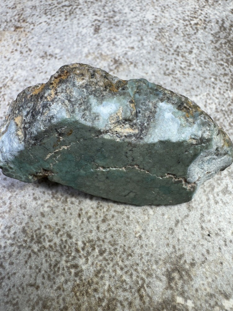 Natural authentic Hubei Red River rough turquoise