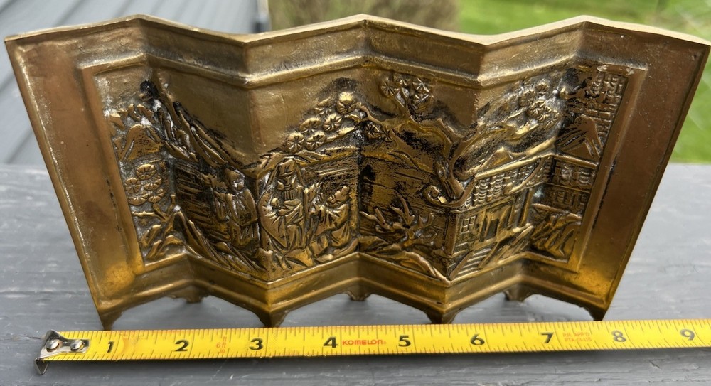 Solid Brass Enesco Oriental Wall Divider Table Decoration