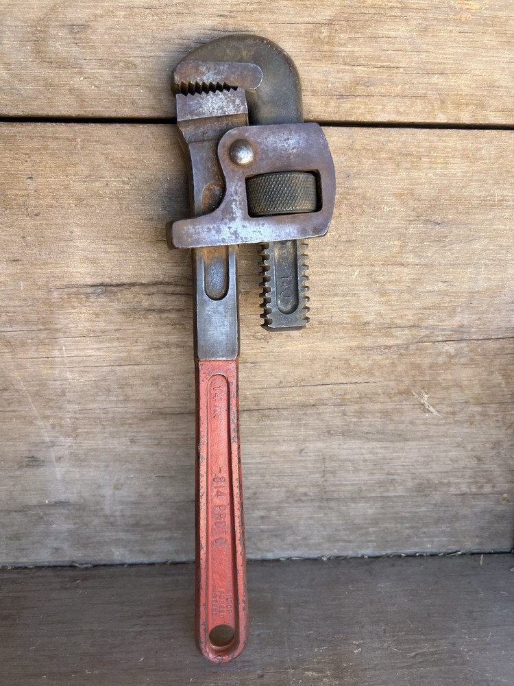 814 PROTO 14” Pipe Wrench - WORKING