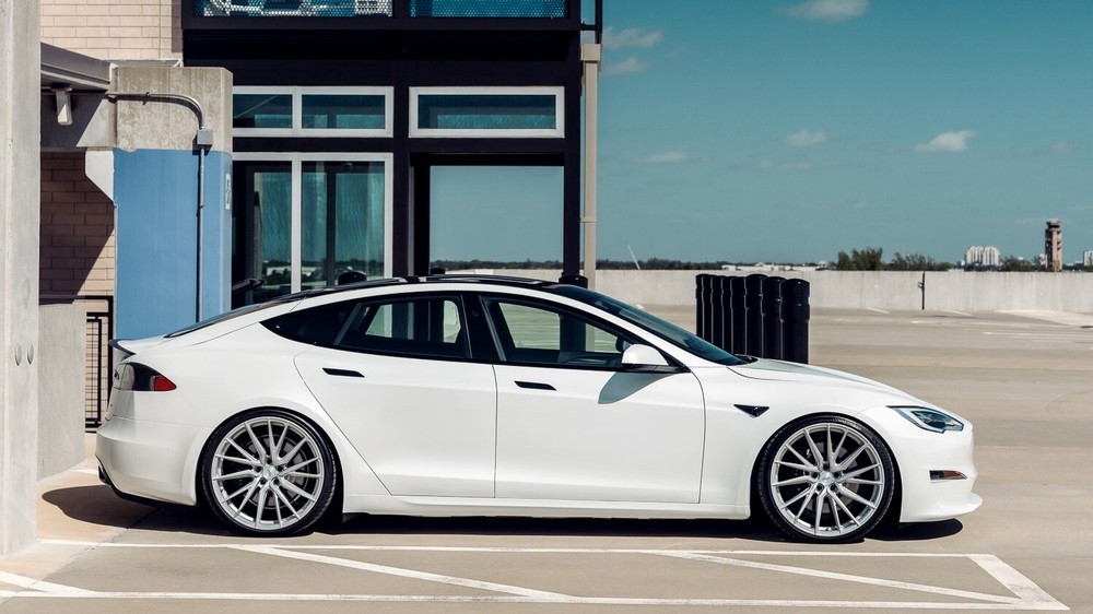 TESLA MODEL S EVOLUTION LOWERING LINKS KIT 2013 TO 2020 (PRECISION ADJUSTMENT)