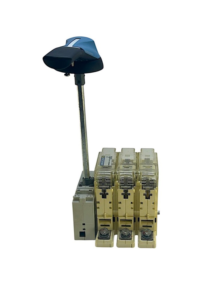 Socomec 3Pole 125 Amp 690 Vac Switch w/Handle