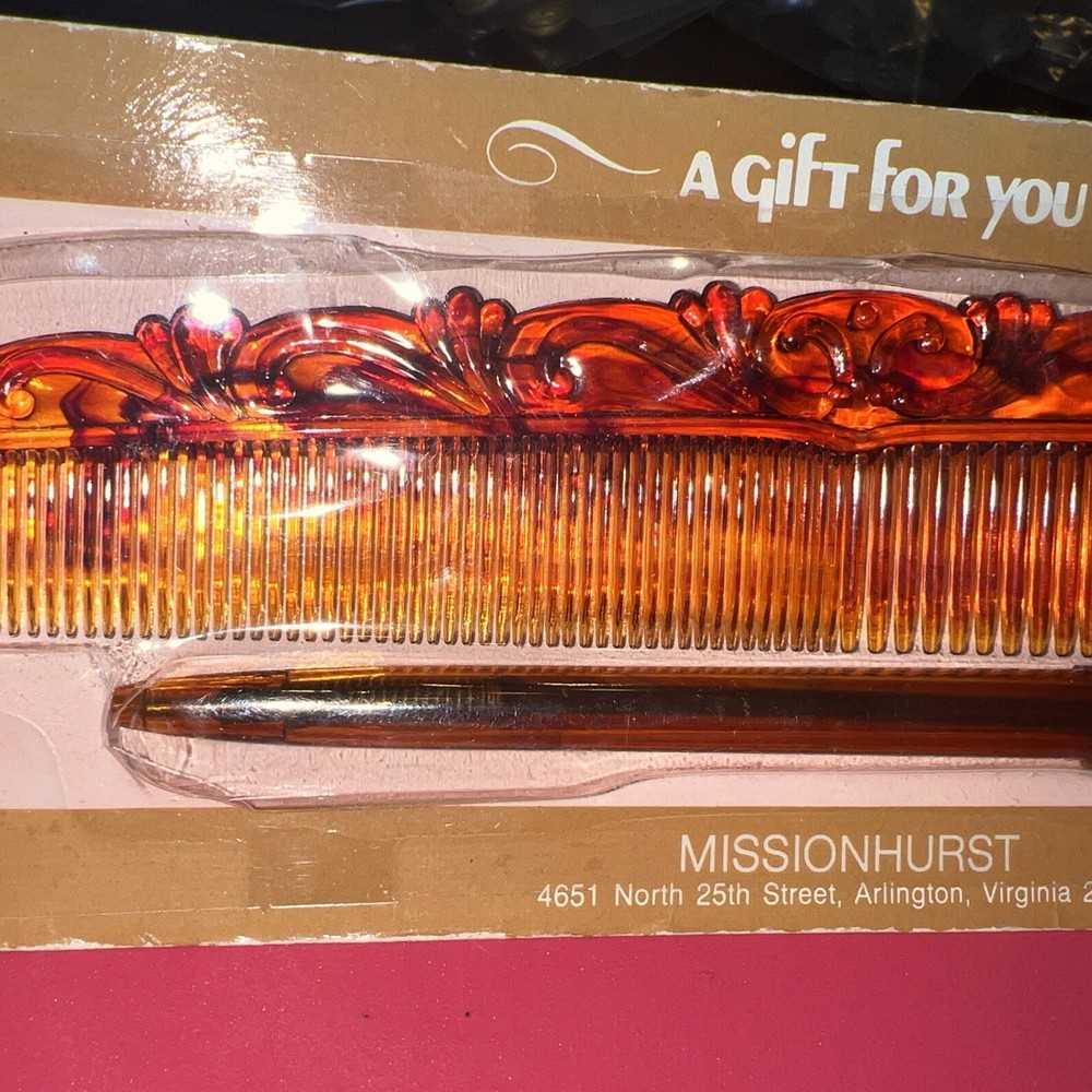 Missionhurst Comb and Pen set