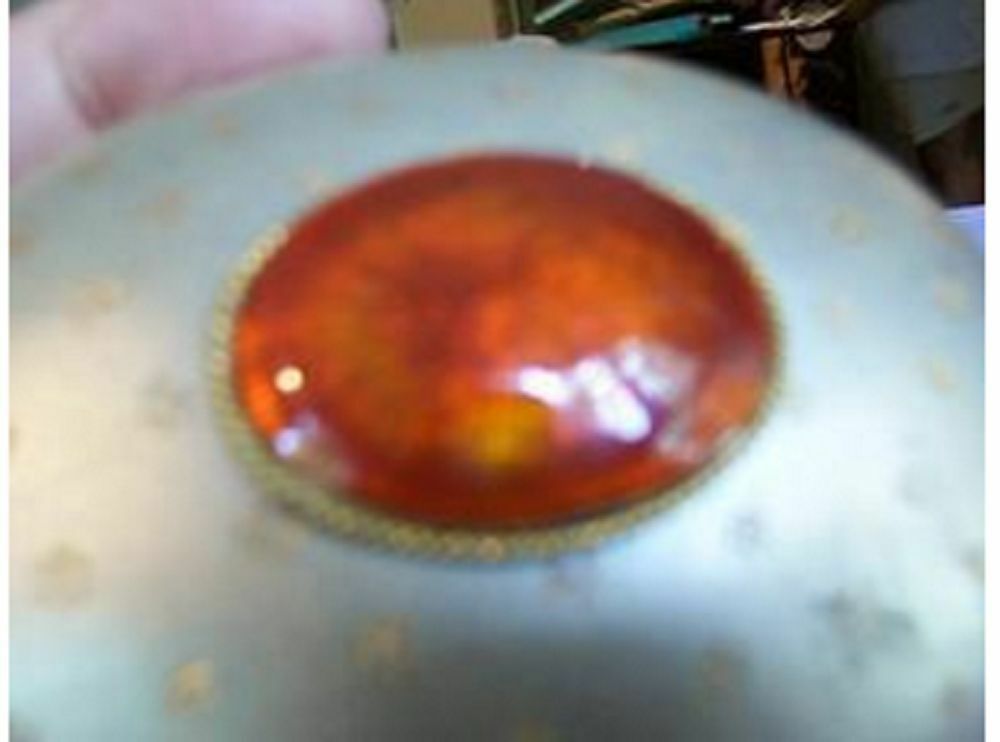 GORGEOUS OVAL EAST iNDIAN SOLID SILVER HINGED BOX GILT ACCENT ENAMEL MEDALLION