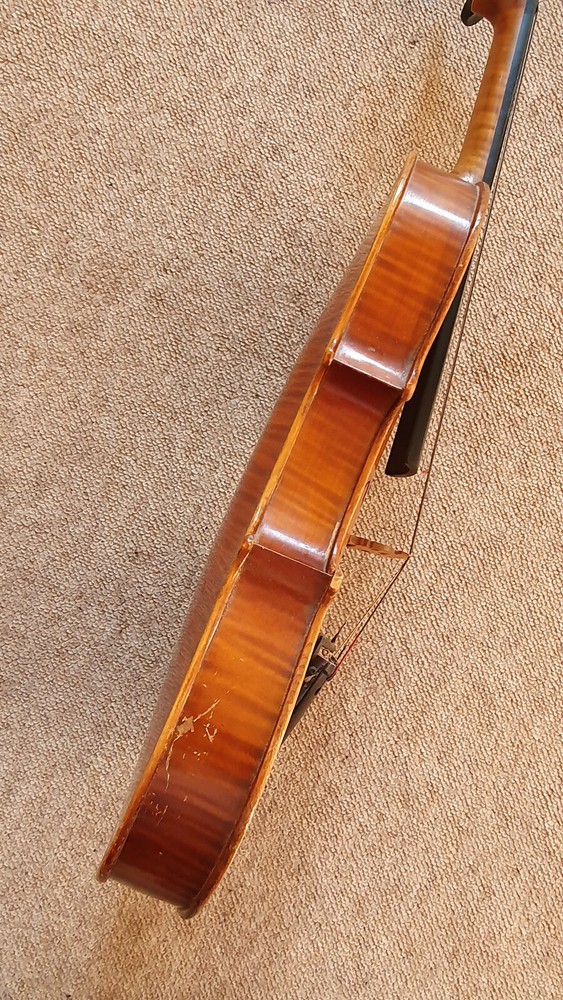 Nice old 4/4 Violin violon , 1 part back