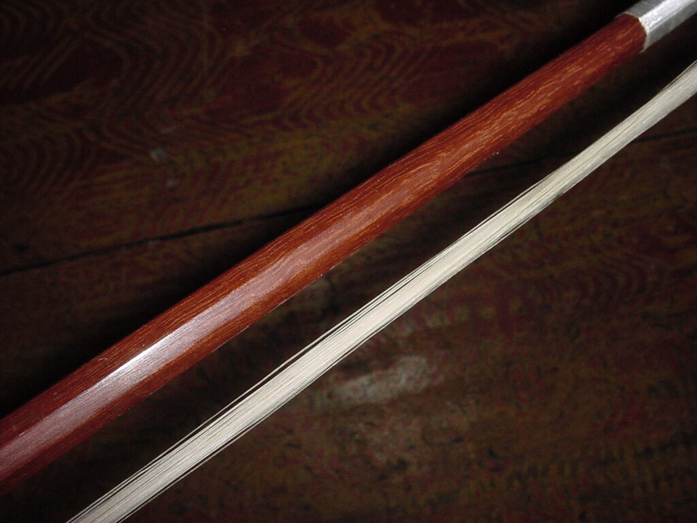 VINTAGE OCTAGONAL VIOLIN BOW 27 3/8 " length 55 grams