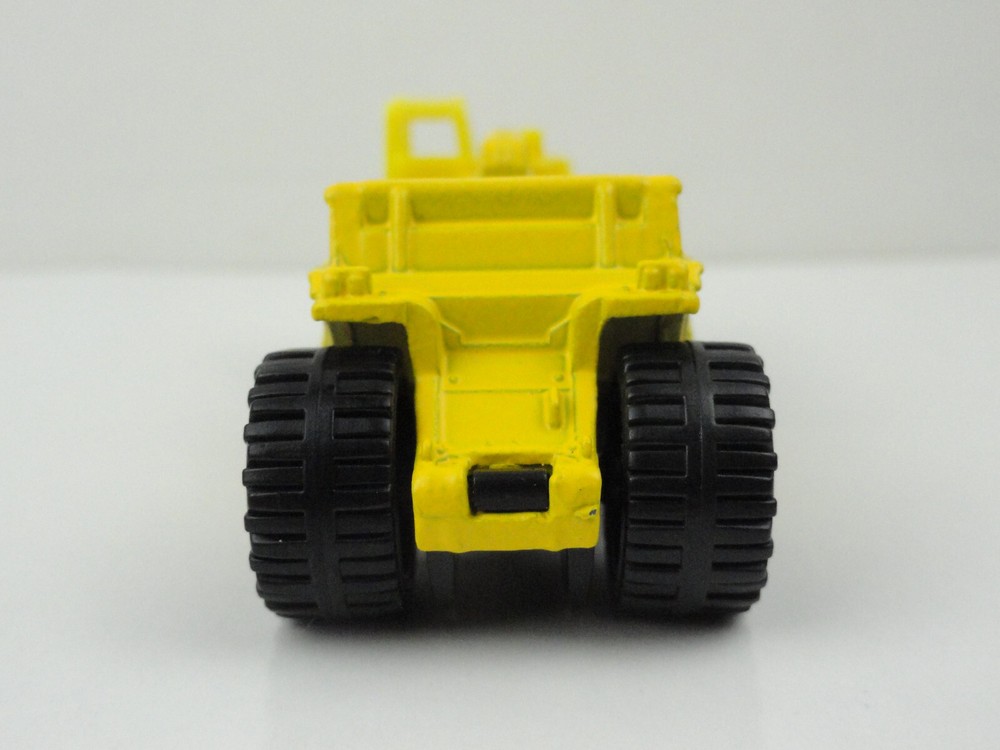 2010 Matchbox #40 Scraper (Yellow #59) - LOOSE