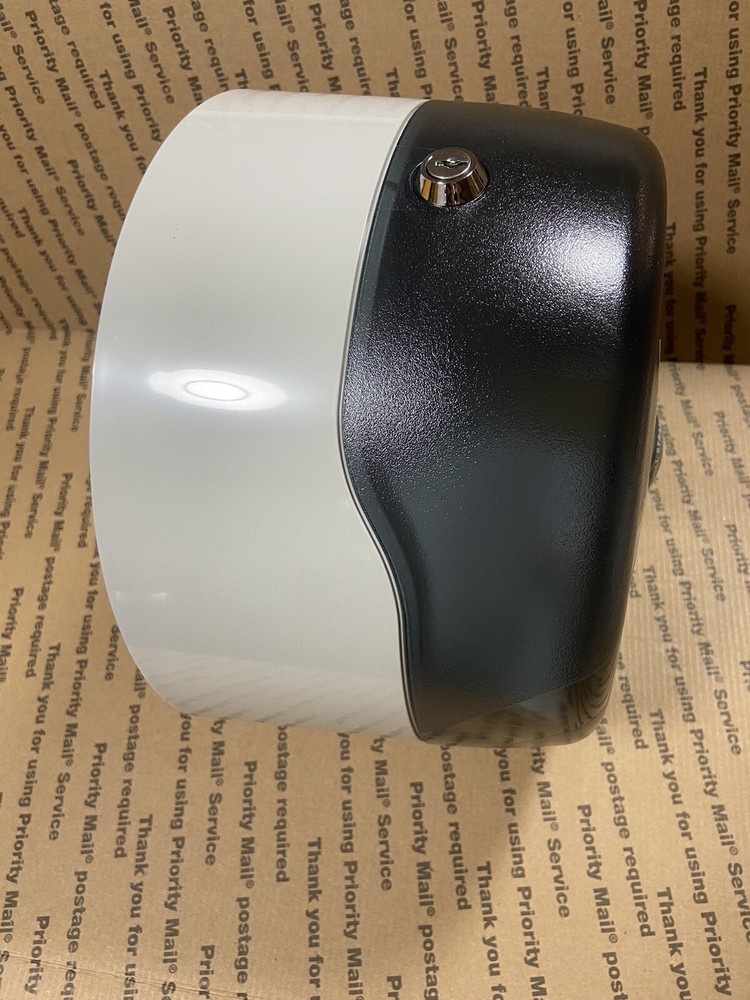 GEORGIA-PACIFIC SOFTPULL DISPENSER