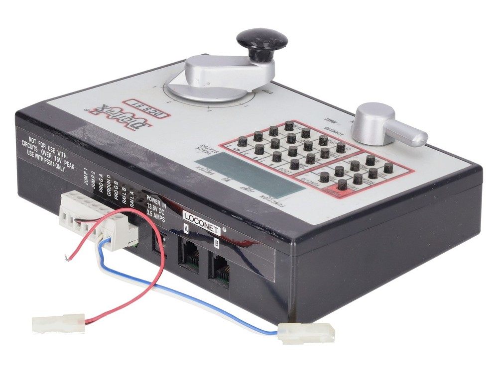 Digitrax DCS51 All-in-one Command Station/Booster/Throttle EX