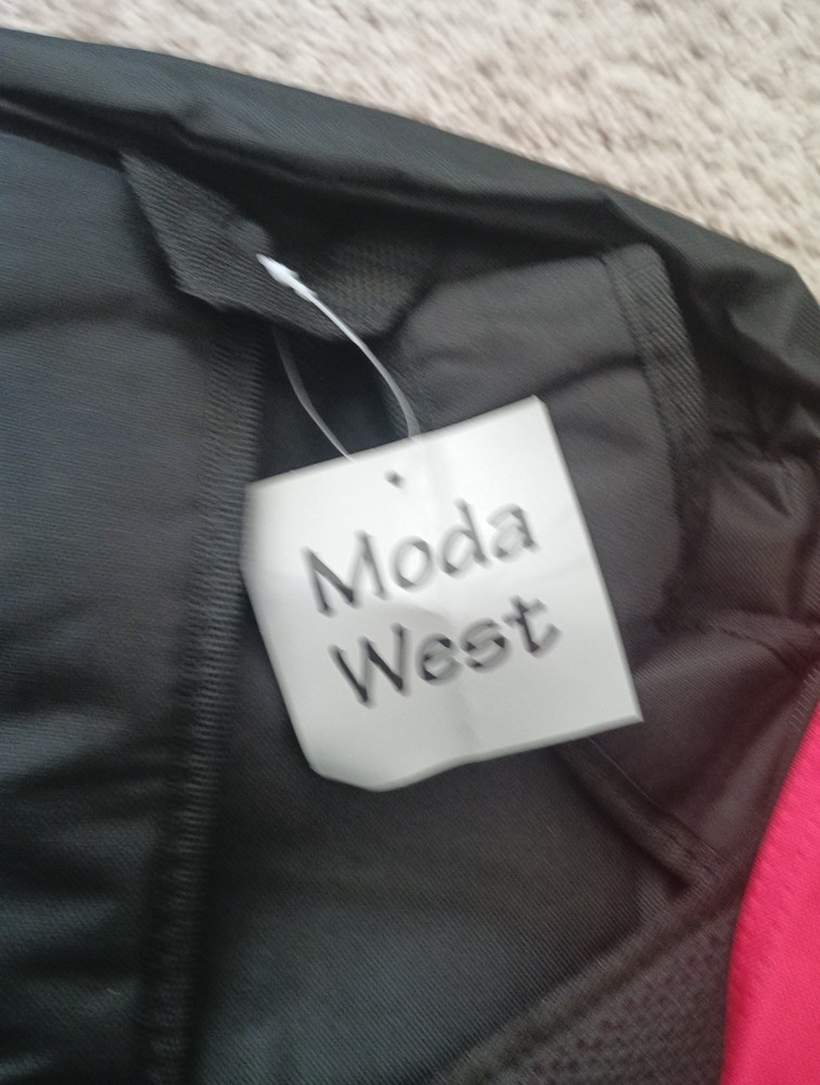 Two Backpacks Mode west Light One red And One Black For Light Use