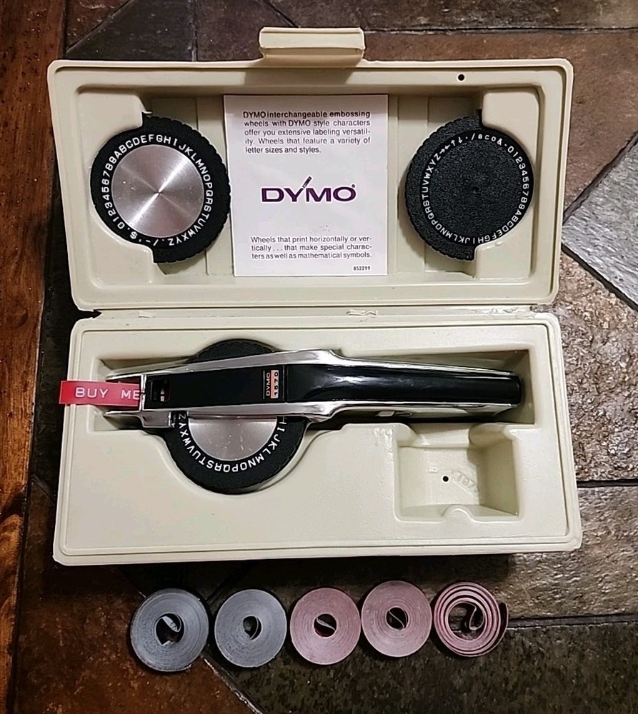 DYMO 1570 Deluxe Typewriter Label Maker Original Case 3 wheels EXCELLENT