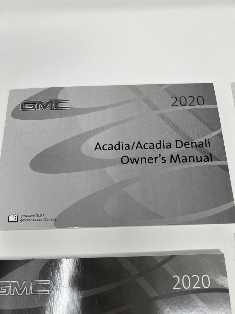 2020 GMC Acadia Owners Manual OEM Complete Set